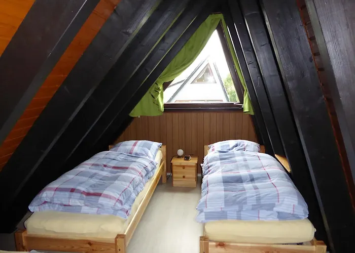 بيت للعطل Eifelwaldhaeuschen Grosstyp Mit Wintergarten Und Waschkeller Haustiere Ok *